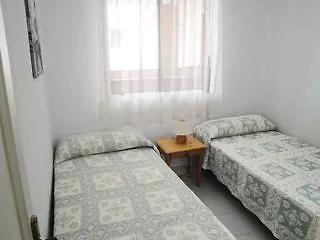 Universidad 3000 شقة
